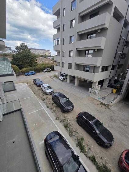 Apartament cu 2 camere decomandat în Universitate