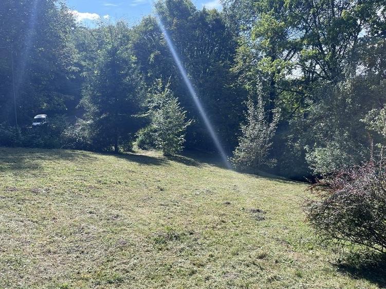 Casă cu 2 camere cu Teren 70 Mp în Central