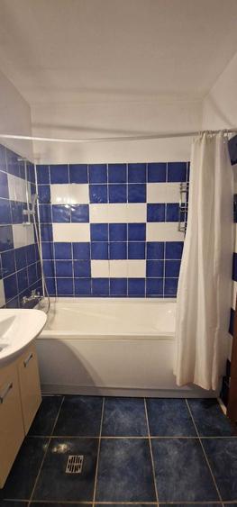 Apartament cu 2 camere decomandat în Sisești