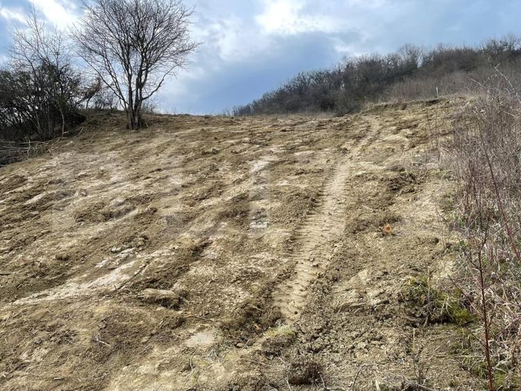 Teren Construcții intravilan de 1525 mp, în Exterior Est