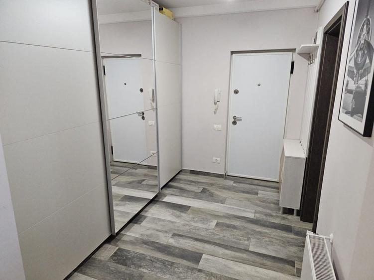 Apartament cu 3 camere decomandat în Giroc
