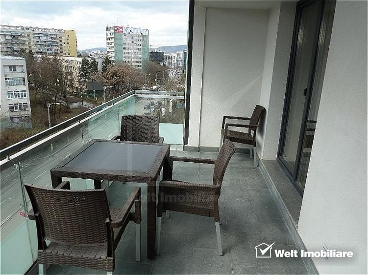 Apartament cu 3 camere semidecomandat, mobilat în Gheorgheni