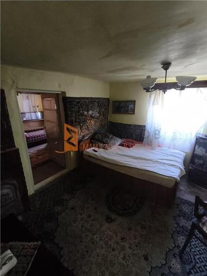 Casă individuală cu 3 camere cu Teren 4859 Mp în Unguriu