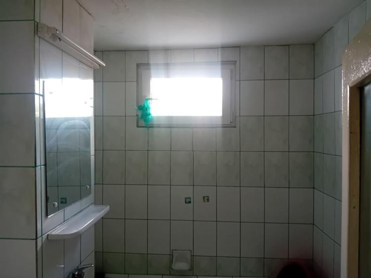 Apartament cu 2 camere decomandat în Precista
