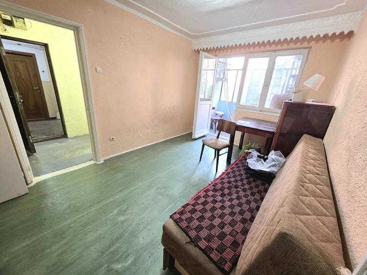 Apartament cu 2 camere semidecomandat în Viziru 1