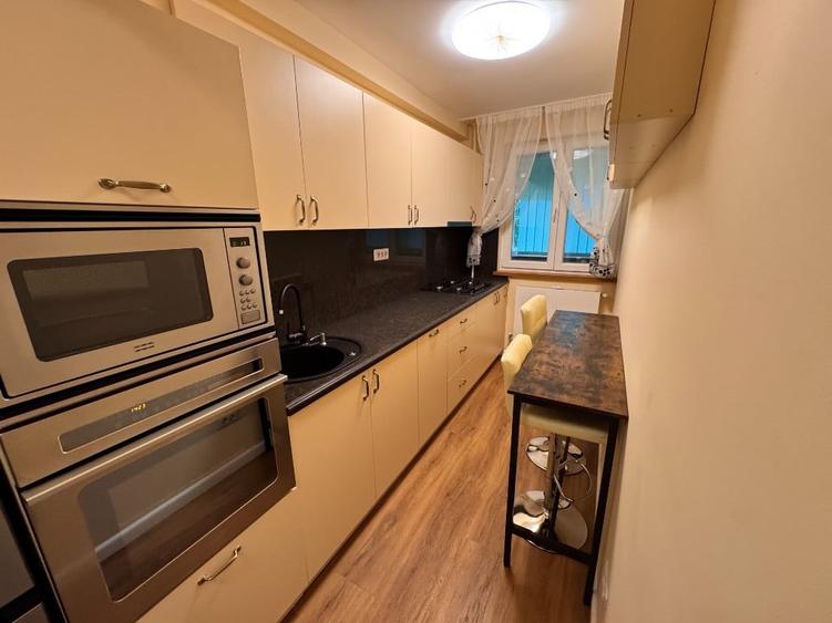 Doua camere, AFI Cotroceni, complet renovat ?i utilat - 3