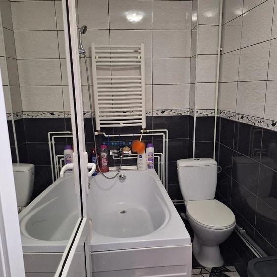 Garsonieră decomandată în Central