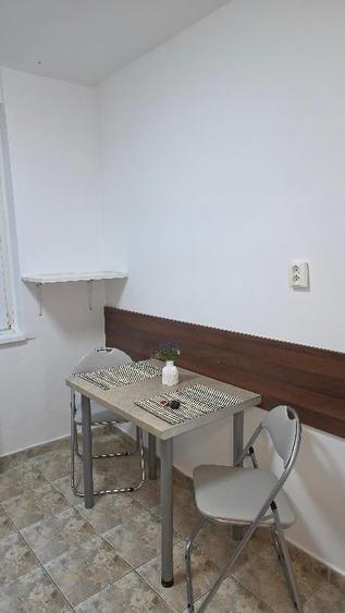 Garsonieră decomandată în Colentina