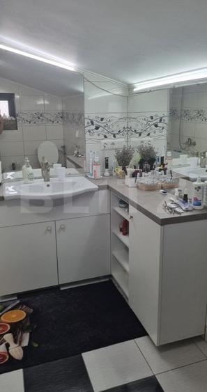 Casă individuală cu 4 camere cu Canalizare în Vetiș