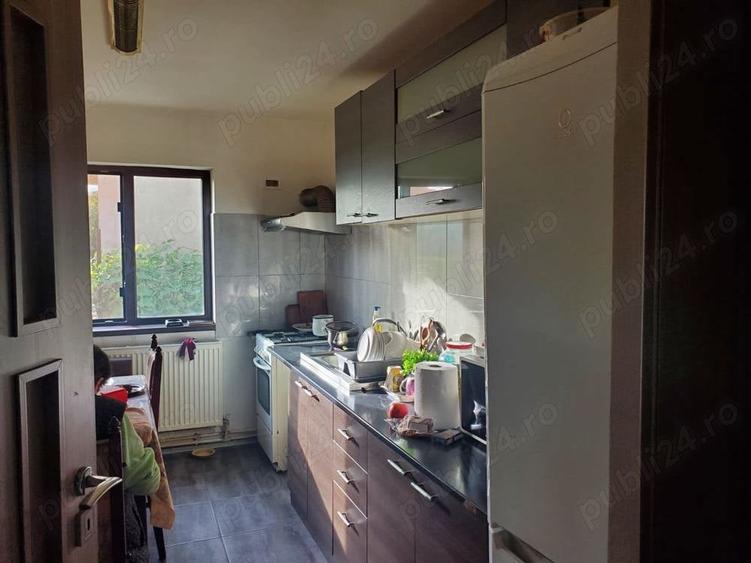 Casă cu 5 camere cu Teren 300 Mp în Valu lui Traian
