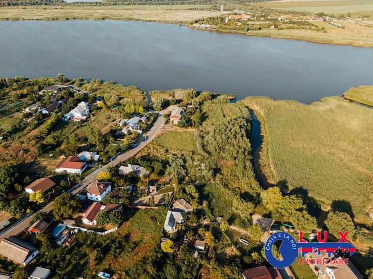 Teren Construcții intravilan de 1500 mp, în Murighiol