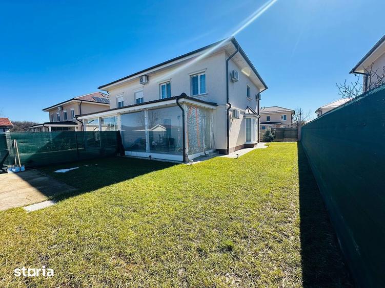 Casă cu 4 camere cu Teren 250 Mp în Corbeanca