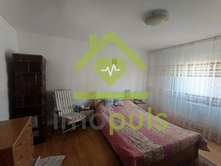 Casă cu 4 camere cu Teren 390 Mp în Vest