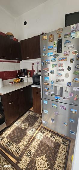 Apartament cu 4 camere decomandat în Bartolomeu