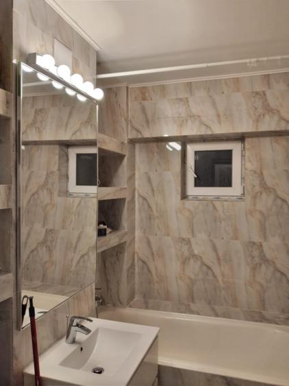 Apartament cu 3 camere decomandat în P-ța Dorobanți