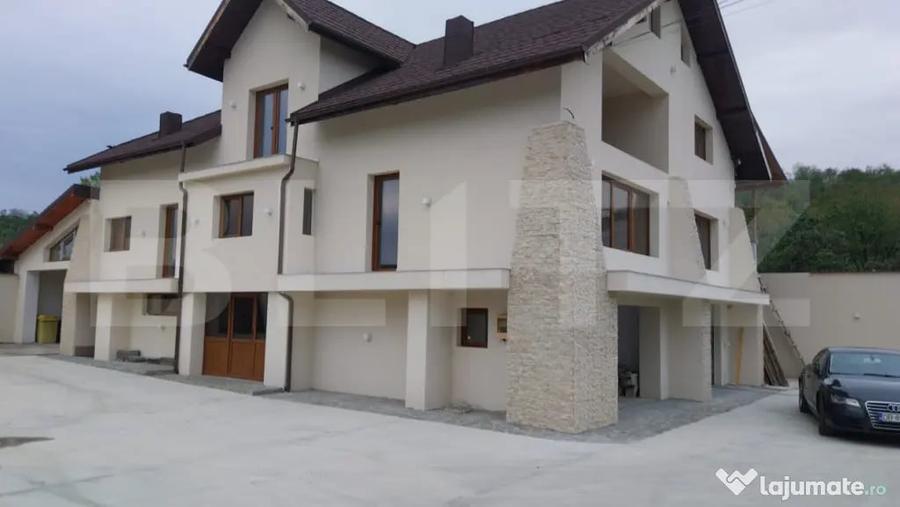 Casă cu 46 camere cu Teren 873 Mp în Central