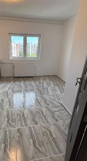 Apartament cu 2 camere decomandat în Aviației