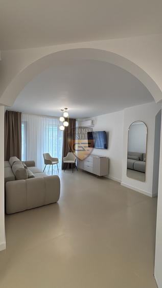 Apartament cu 3 camere decomandat în Stadion