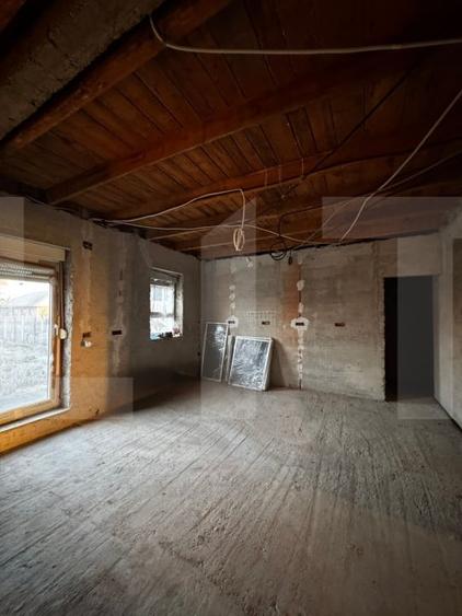 Duplex cu 4 camere cu Garaj în Peciu Nou