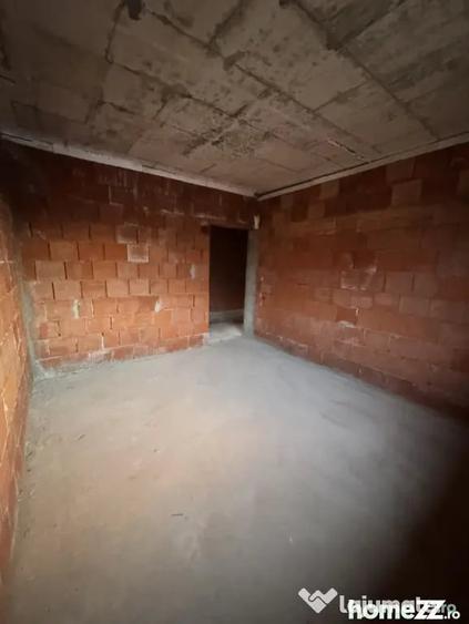 Casă cu 4 camere cu Teren 750 Mp în Central