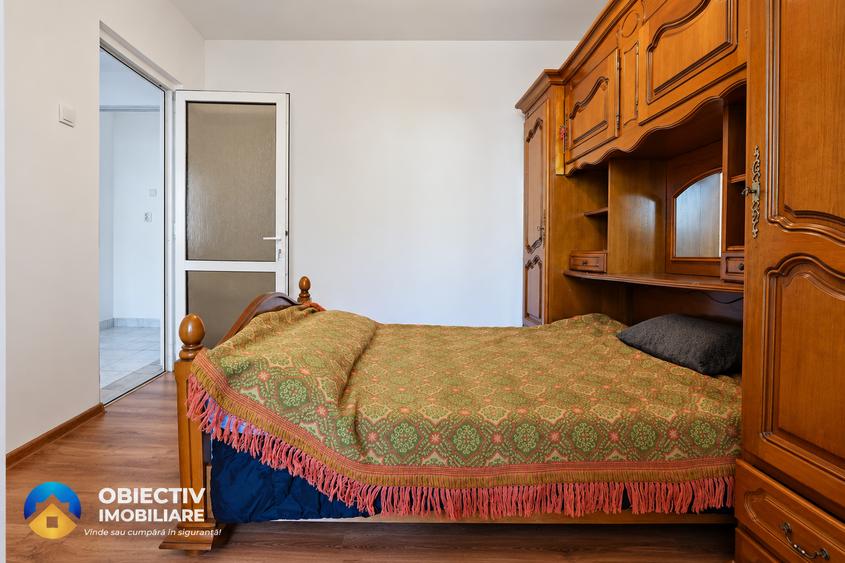 Apartament cu 3 camere decomandat în Central