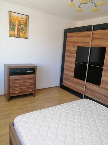 Apartament cu 2 camere decomandat în Alexandru cel Bun