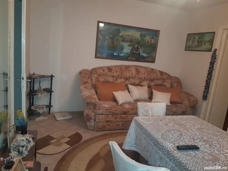 Etaj 1 proprietar .2 camere resita - 2