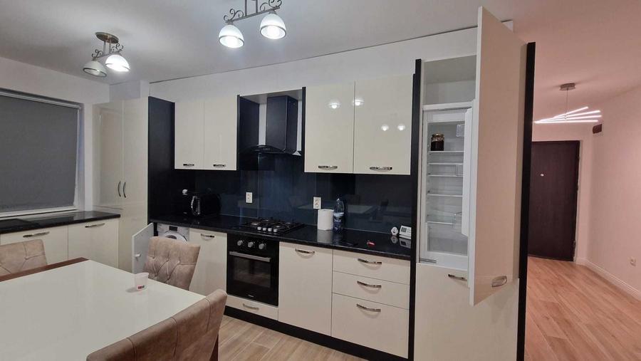 Apartament cu 2 camere decomandat în Sânnicoară