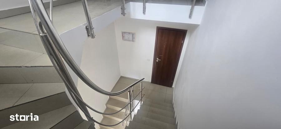 Spațiu comercial, de 1,040 mp, în Titulescu