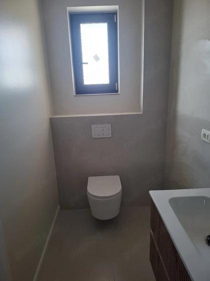 Casă cu 4 camere cu Teren 732 Mp în Urseni