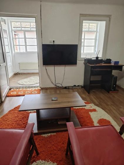 Casă cu Teren 830 Mp în Central