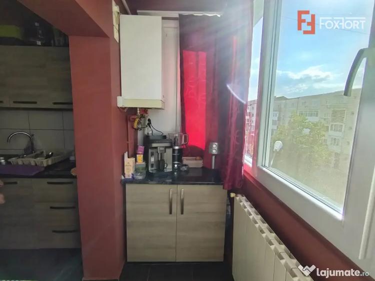 Apartament cu 4 camere în Soarelui
