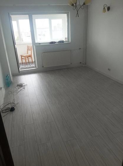 Apartament cu 3 camere decomandat în Pantelimon