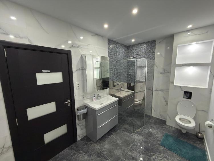 Apartament cu 2 camere decomandat, mobilat în Războieni