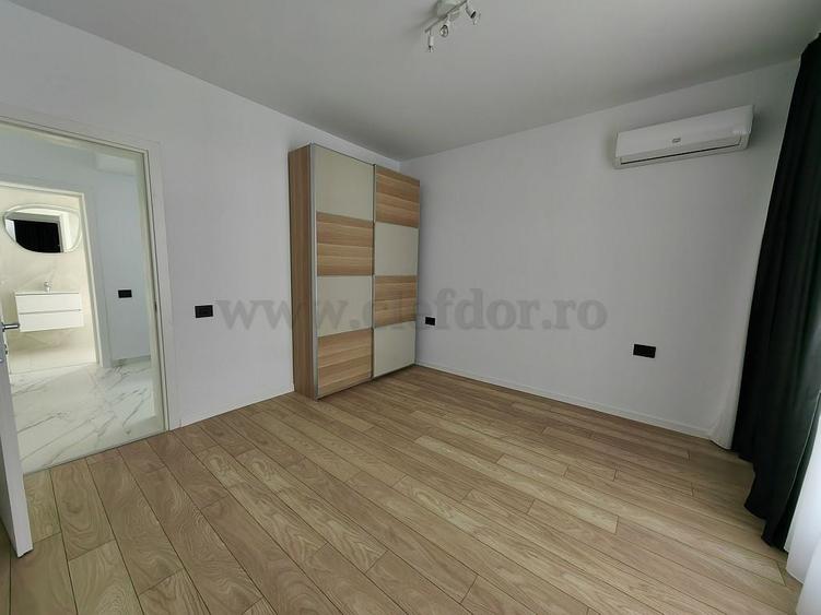 Casă individuală cu 5 camere cu Canalizare în Pipera
