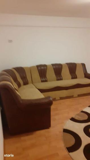 Apartament cu 2 camere decomandat în Craiovița Nouă