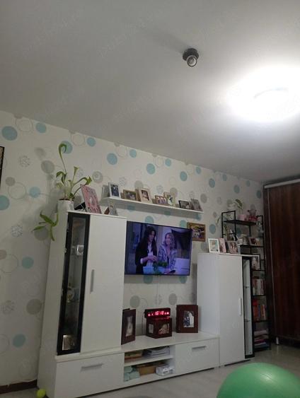 Apartament cu 2 camere decomandat în Steaua