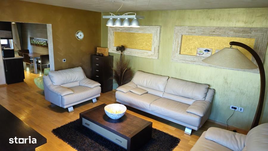 Apartament cu 3 camere decomandat în Rogerius