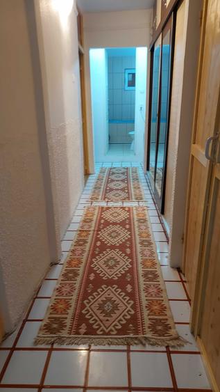 Apartament cu 3 camere decomandat în Dorobanți