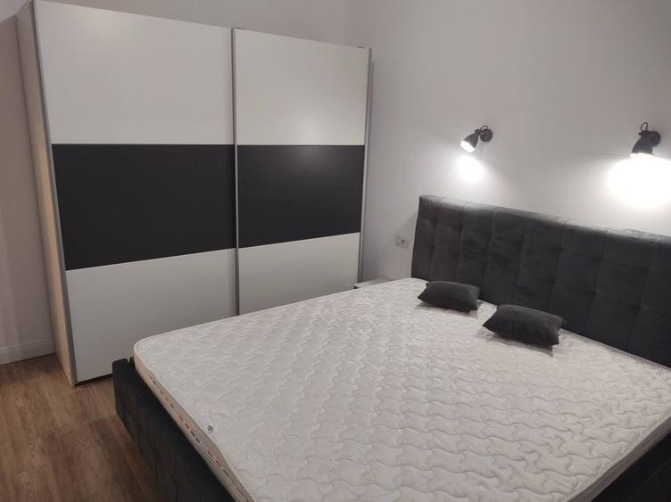 Apartament cu 2 camere decomandat în Dumbrăvița