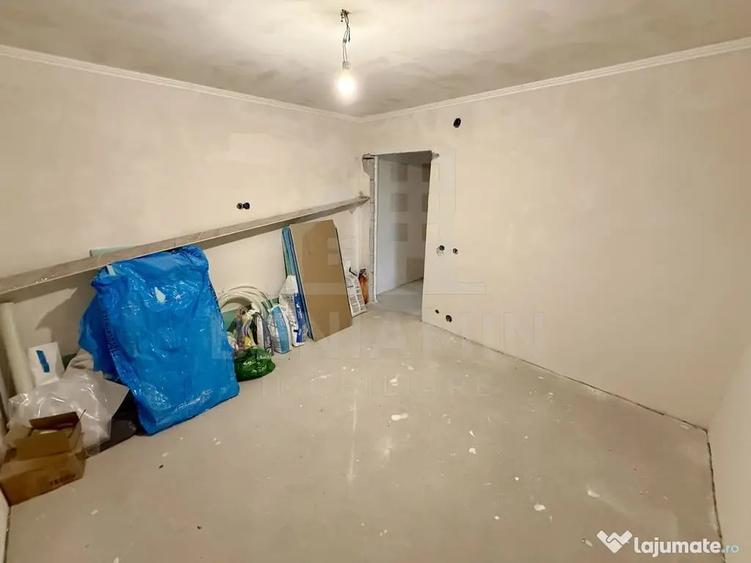 Apartament cu 3 camere decomandat în Brazda lui Novac