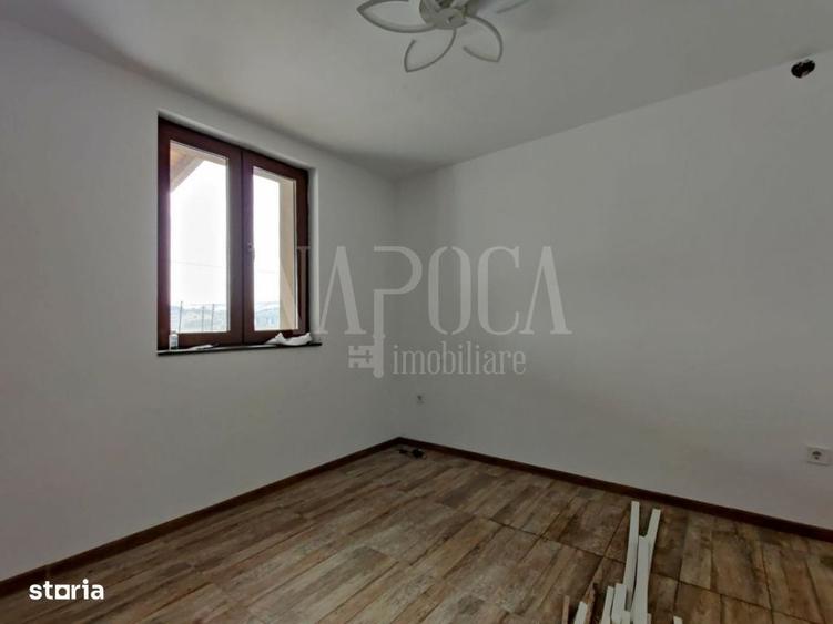 Casă cu 4 camere în Sânnicoară