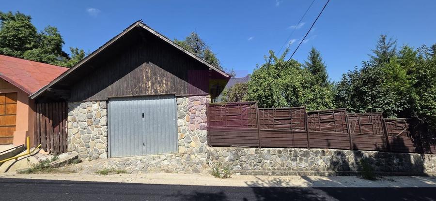 Casă individuală cu 5 camere cu Canalizare în Nord