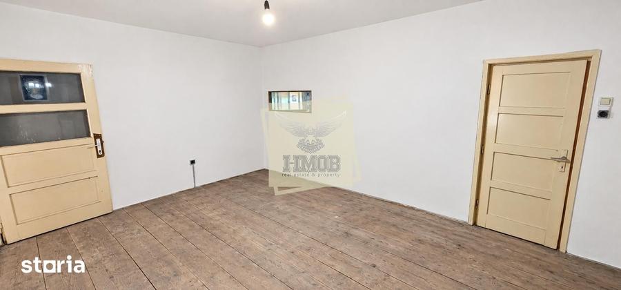 Casă cu 5 camere cu Teren 482 Mp în Central