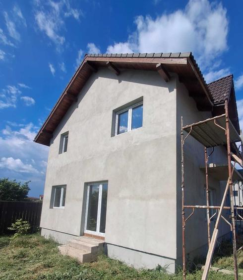 Casă cu 4 camere în Hărman
