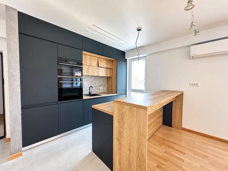 Apartament cu 3 camere decomandat în Dorobanți