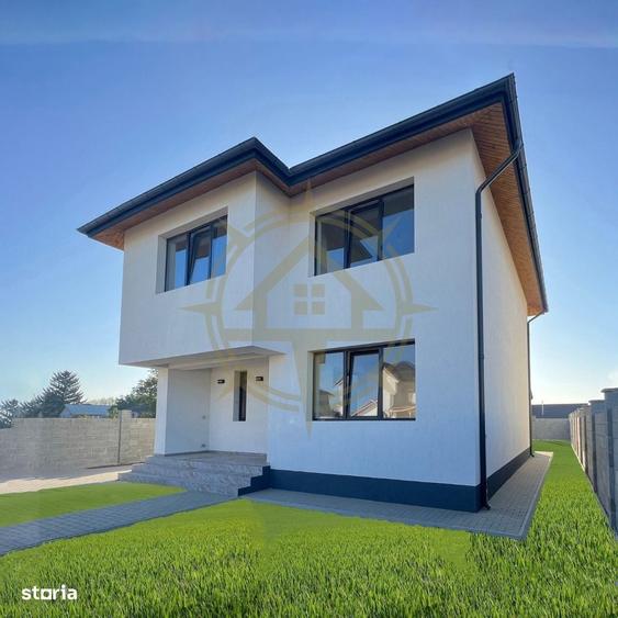 Casă cu 4 camere în Central