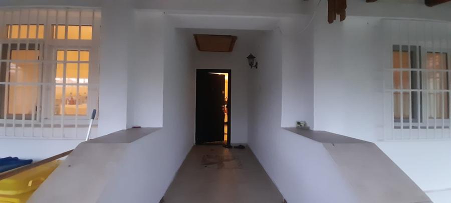 Casă individuală cu 4 camere cu Canalizare în Cumpăna