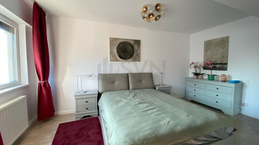 Apartament cu 3 camere decomandat, mobilat în P-ța Alba Iulia