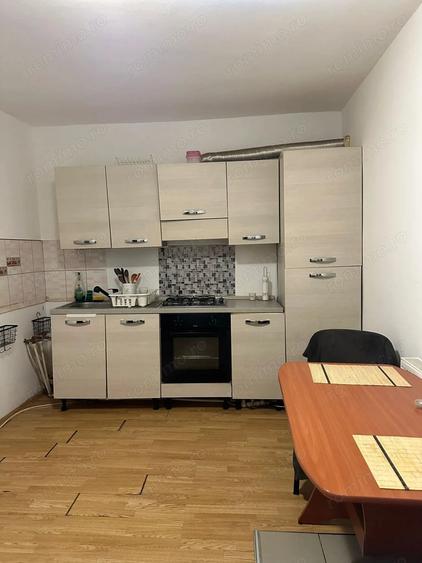 Casă cu 2 camere în Aradului